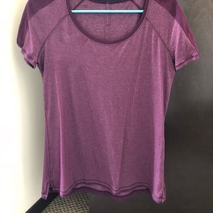 Lululemon workout tee
